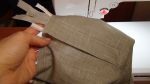 Cómo coser una hebilla en pantalones de hombre.