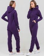 pattern of overalls for women with a raglan sleeve and a hood photo 2