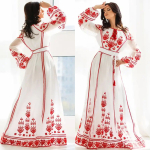 Modèle d'une robe de mariée-vyshyvanka